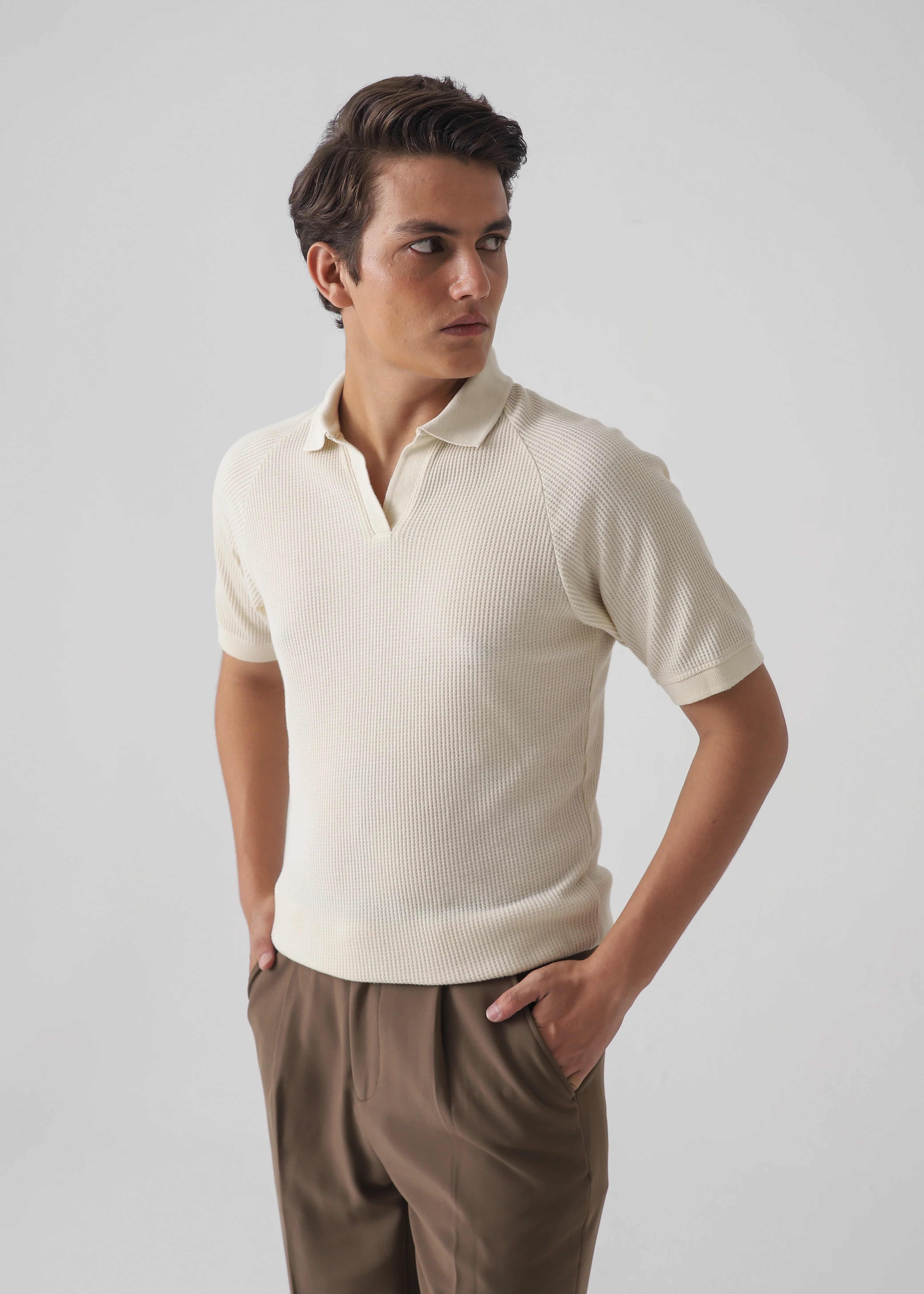 TEXTURED POLO | BEIGE - Image 4