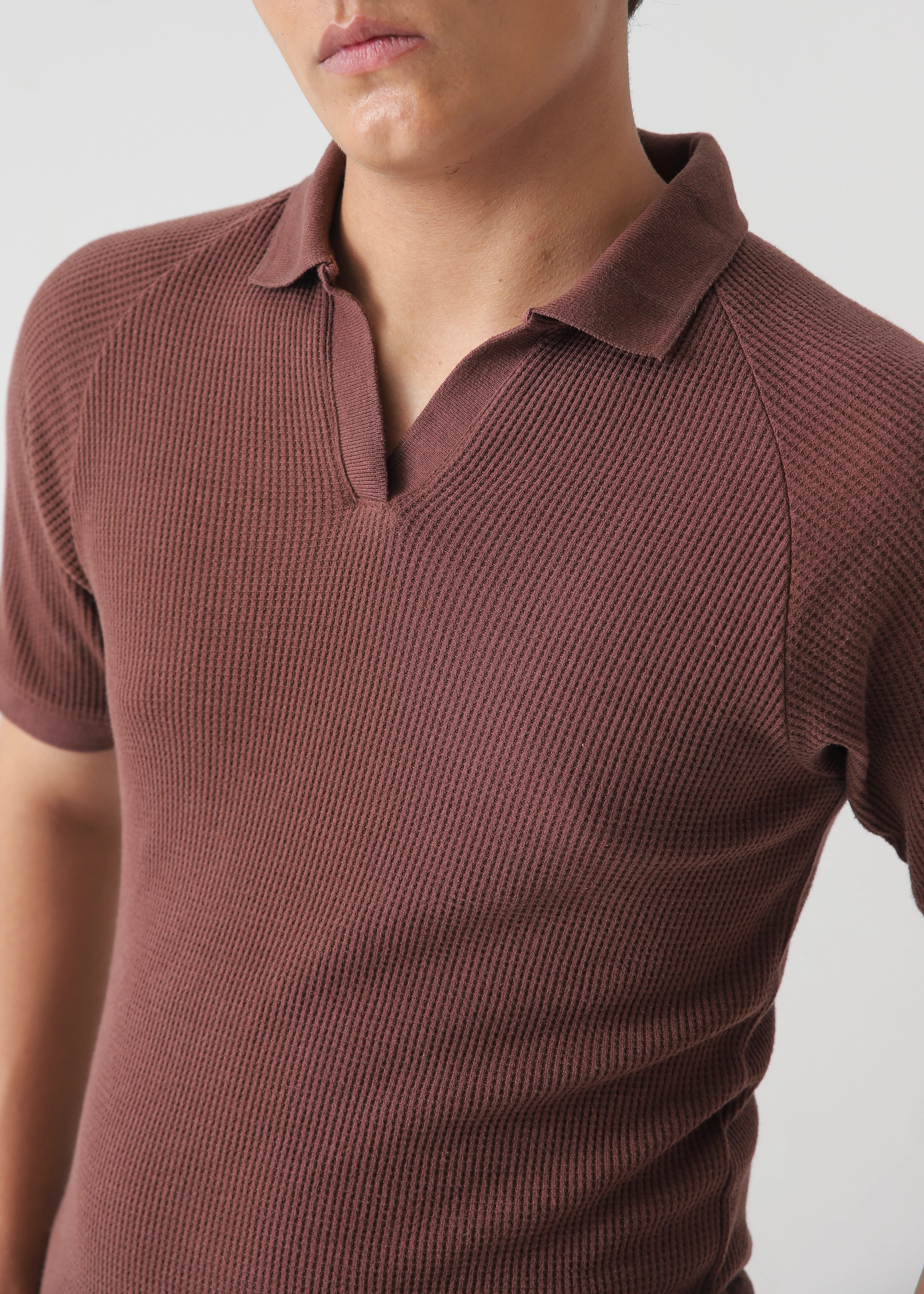 TEXTURED POLO | BROWN - Image 3